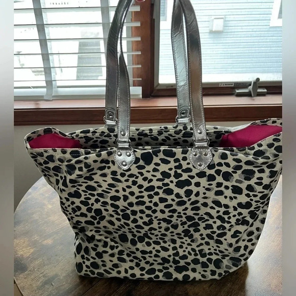 Isaac Mizrahi Live leopard print tote bag - Picture 15 of 16